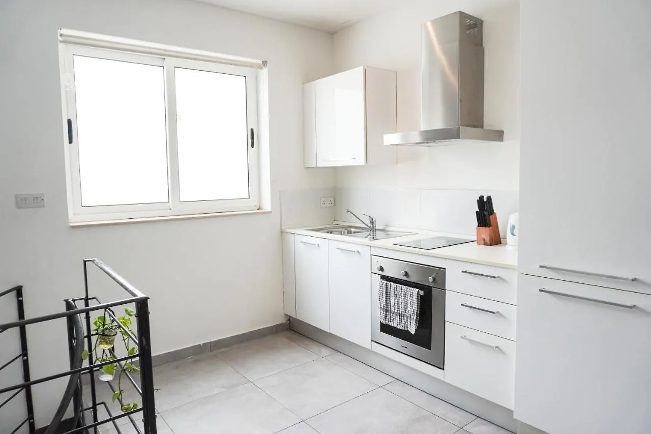 Modern Penthouse Close To The Sea Daire Gzira
