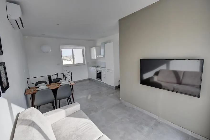Modern Penthouse Close To The Sea Daire Gzira Malta